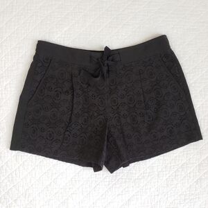 𝅺LOFT Lace Black Shorts With 3 1/2 Inch Inseam